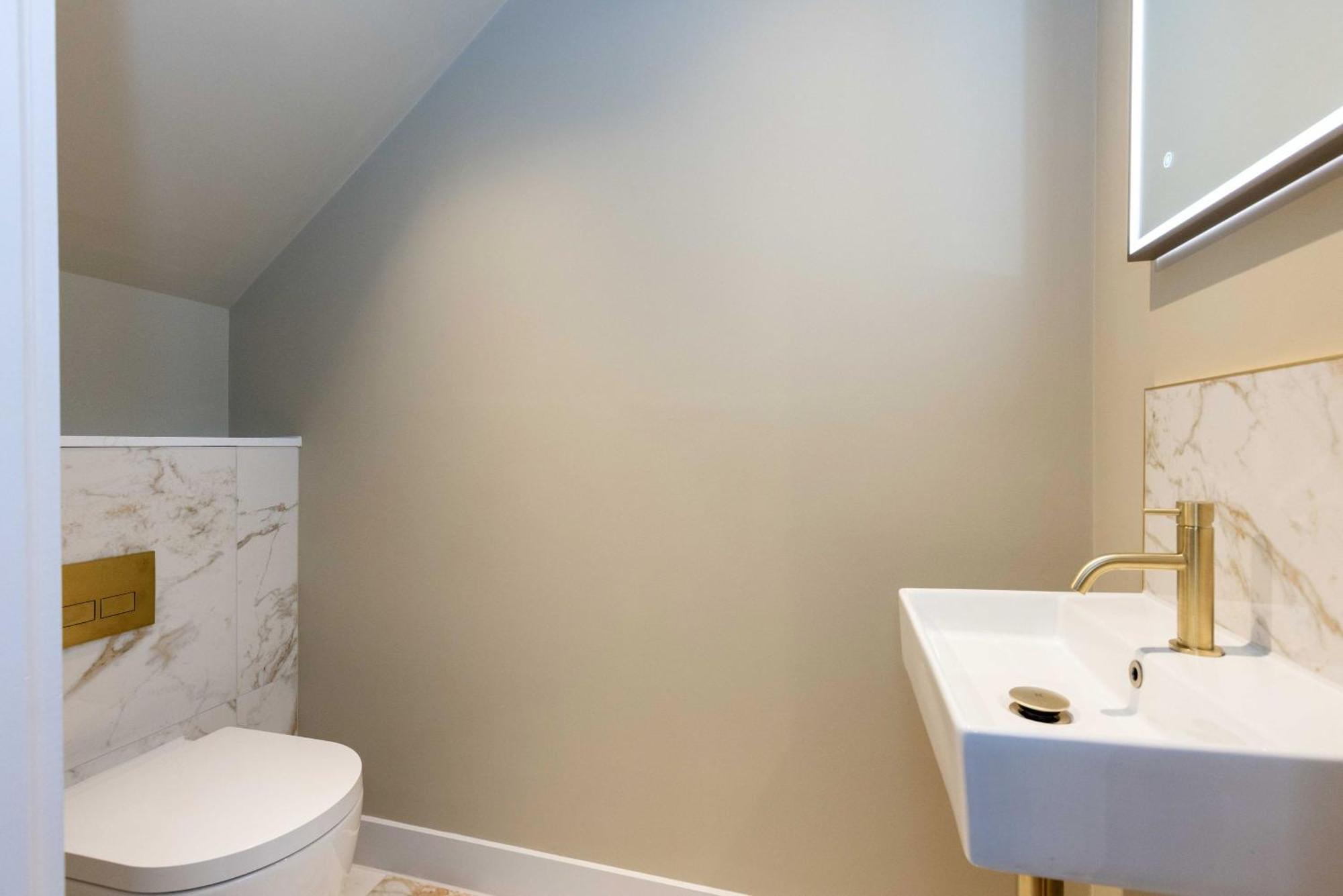 Dragon Suites - City Centre 2 Bed Luxury Mews House Edinburg Exteriör bild